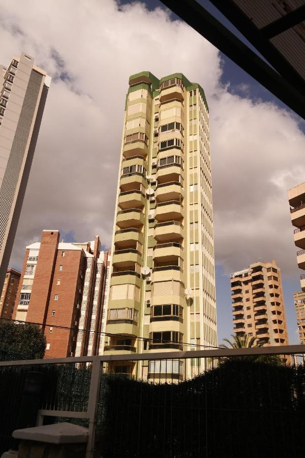 Apartamentos Torre Gerona Benidorm Exterior foto