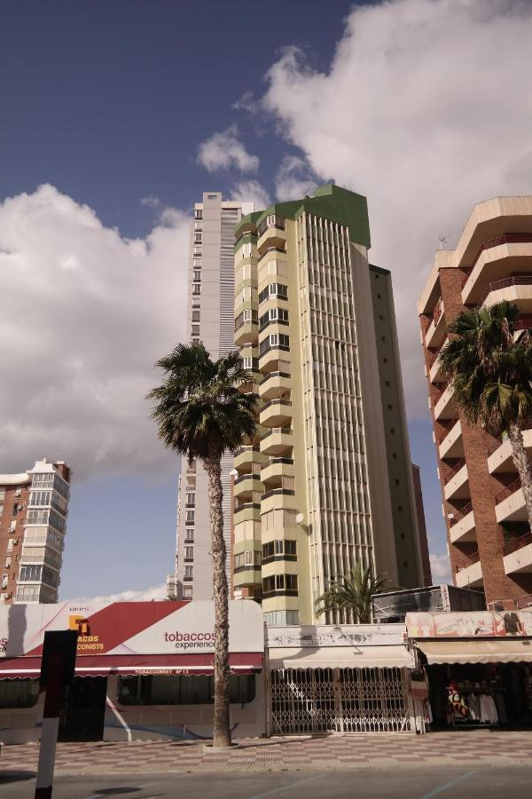 Apartamentos Torre Gerona Benidorm Exterior foto