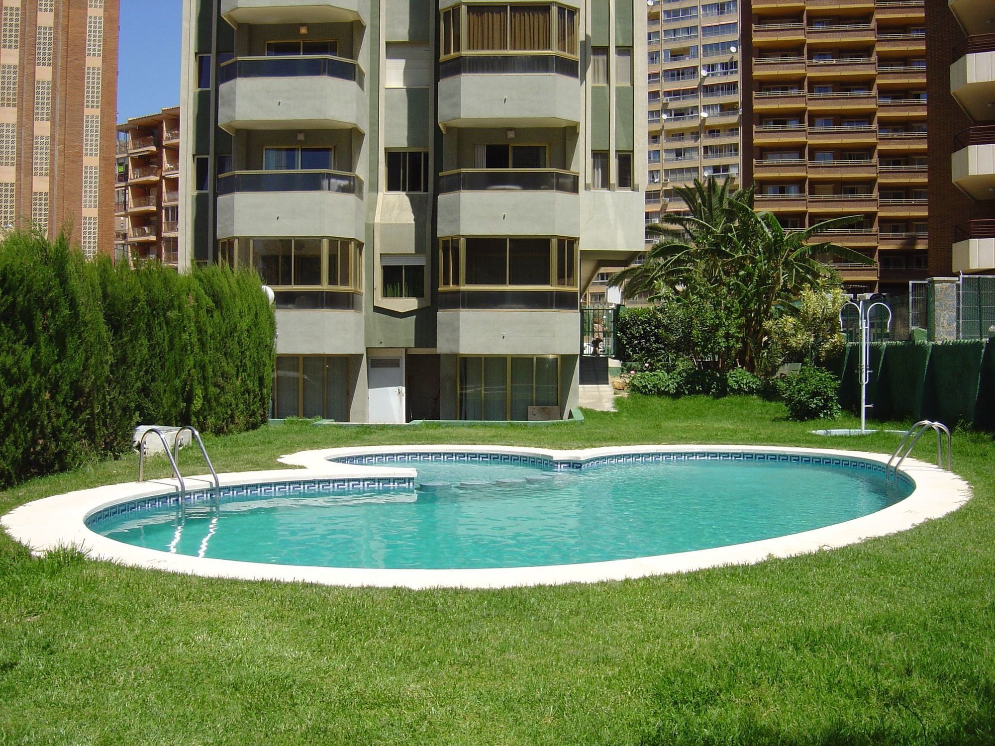 Apartamentos Torre Gerona Benidorm Exterior foto