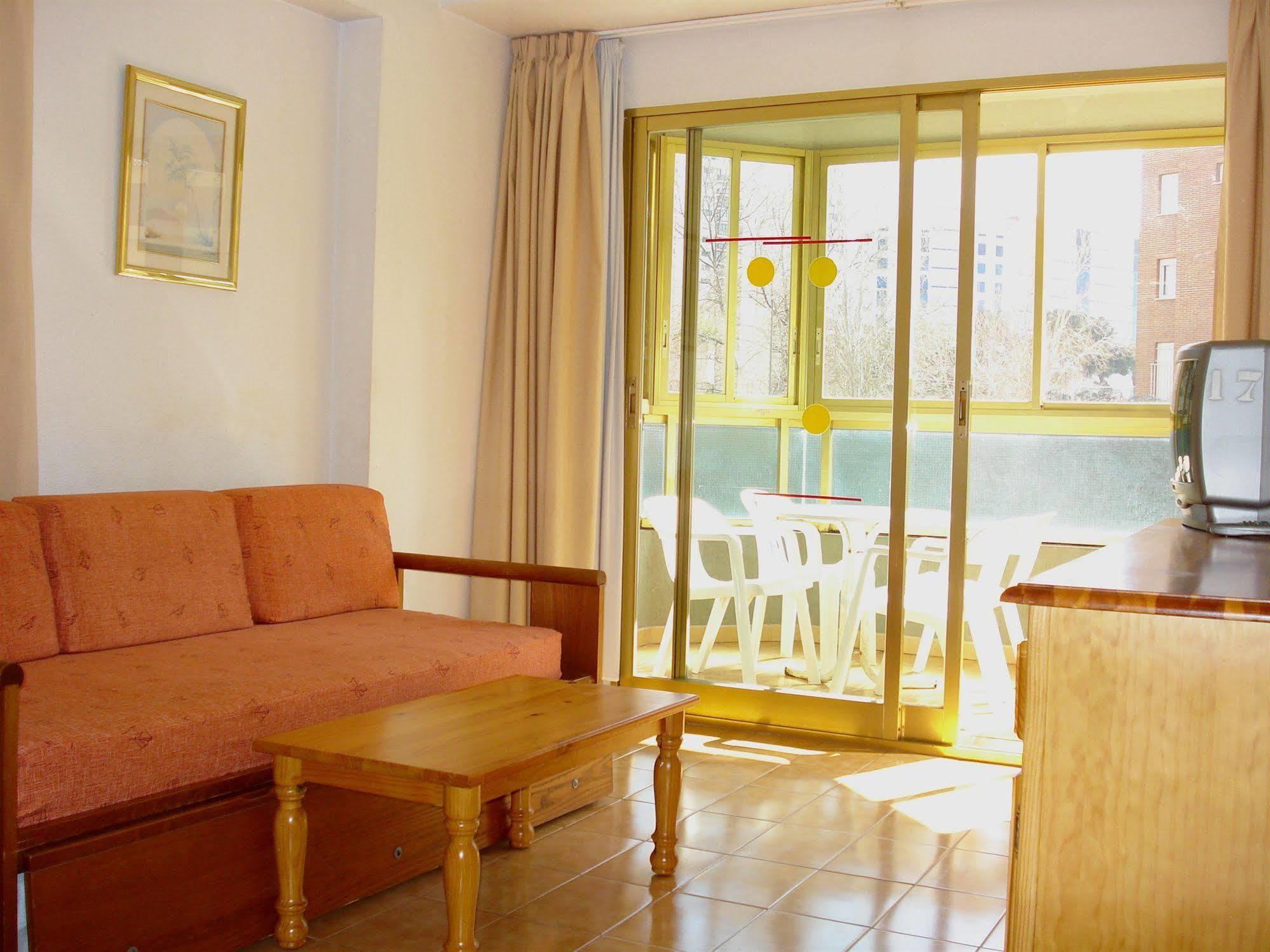 Apartamentos Torre Gerona Benidorm Exterior foto
